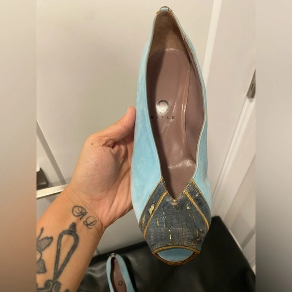 Maison Mayle suede printed blue pumps with turquoise details size 39 - Picture 3 of 9